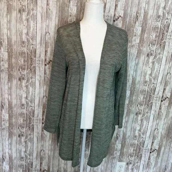 H&M Sweaters Hm Divided Sage Green Cardigan Sweater Size Large